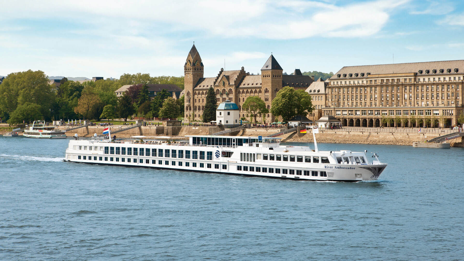Amazon river cruise regions in Peru and Brazil